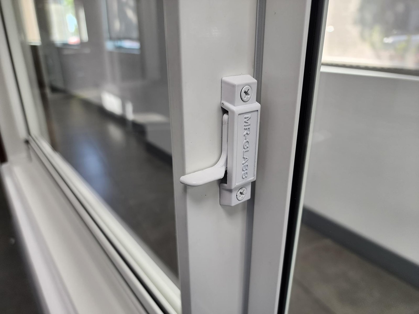 MG-350 (HR) Impact Resistant Horizontal Sliding Window - Image 5